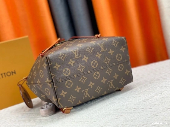 WIS LOUIS VUITTON MONTSOURIS PM 0112